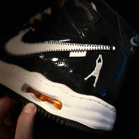 Virgil’s last design. This limited edition is the Latrell Sprewell PE - Picture 11 of 17